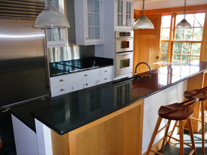 NG051-Absoutely_Black_Granite_Countertops-4